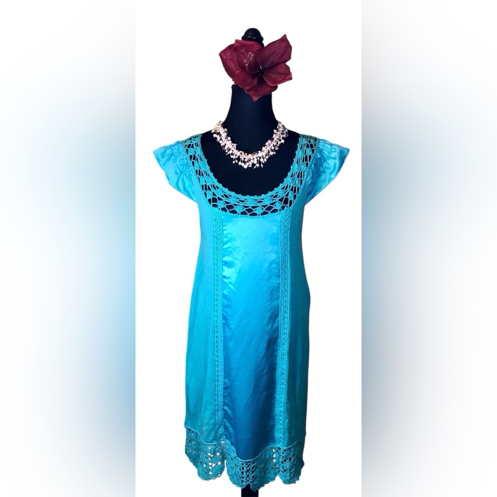 BCBGeneration VINTAGE SLEEVELESS MINI DRESS